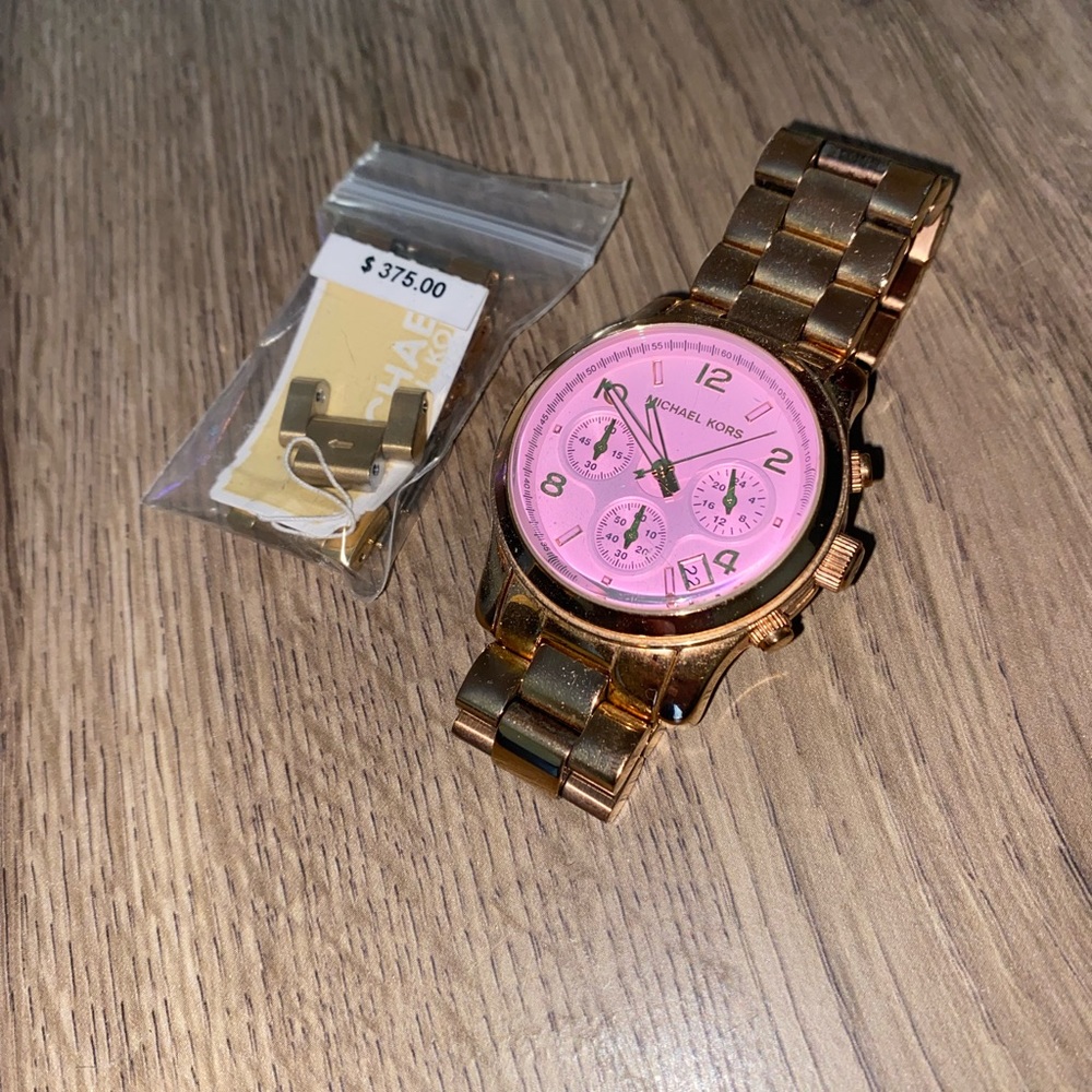 MICHAEL KORS WATCH